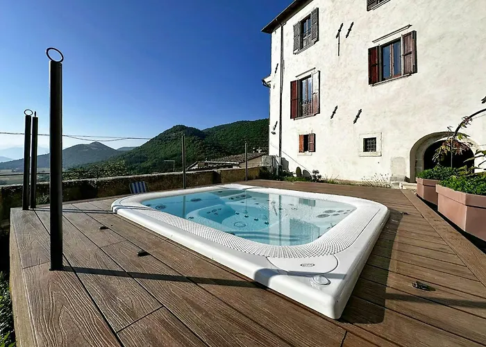 別荘 Historic Palace Overlooking Piana Di Navelli *