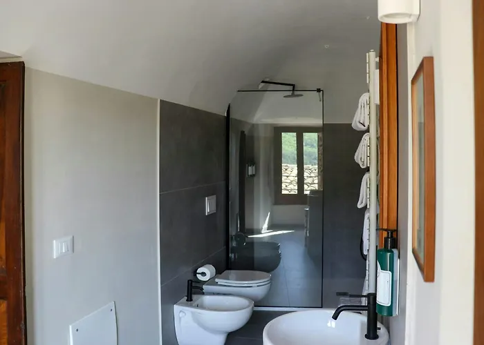 別荘 Historic Palace Overlooking Piana Di Navelli Caporciano